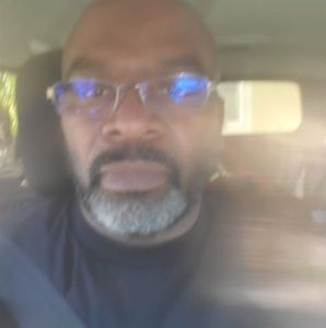 Meet your Posher, Lawrence